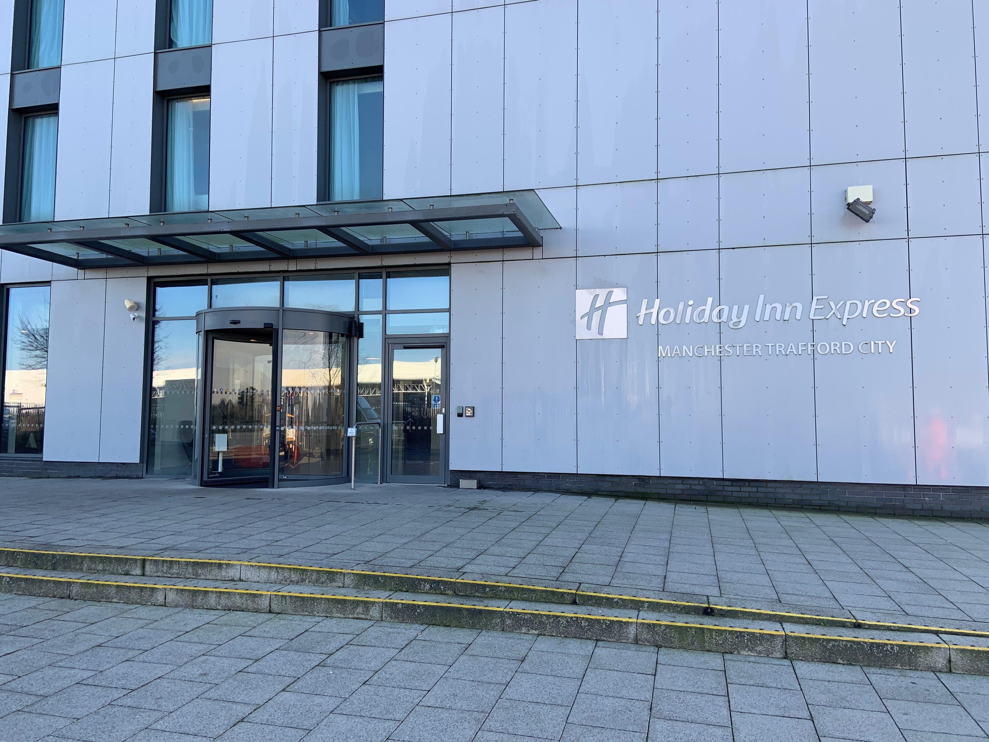 Holiday Inn Express - Manchester - Traffordcity By Ihg Urmston Exterior photo